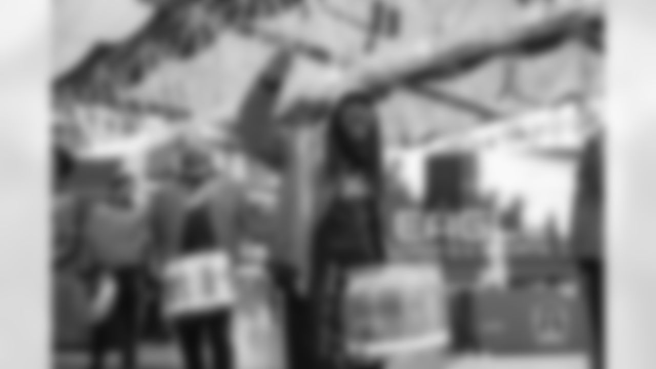 Detroit Lions Honolulu Boom performs before an NFL football game against the Pittsburgh Steelers on Sunday, Dec. 21, 2025 in Detroit. (Mike Ferdinande/Detroit Lions)