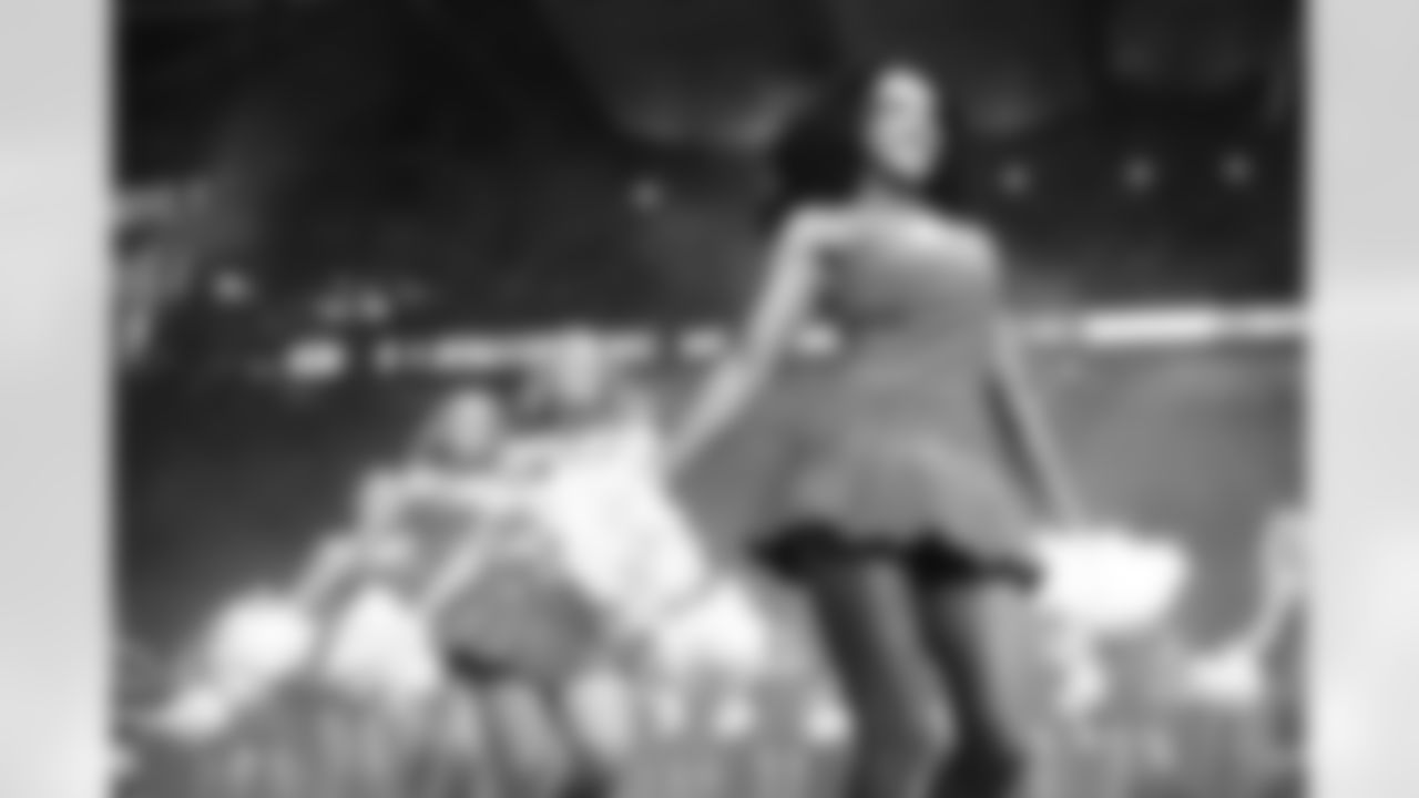 Detroit Lions Cheerleaders perform before an NFL football game against the Green Bay Packers on Thursday, Nov. 27, 2025 in Detroit. (Mike Ferdinande/Detroit Lions)