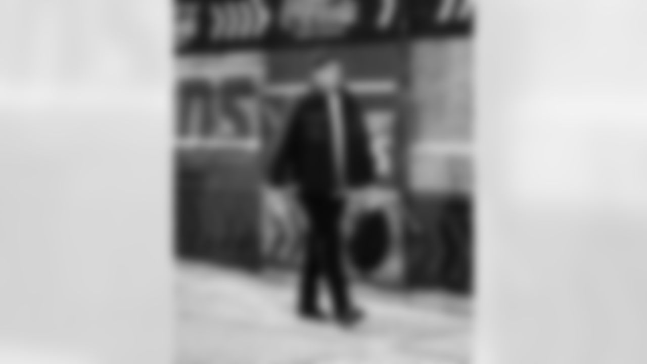 Detroit Lions offensive lineman Tate Ratledge (69) arrives to an NFL football game against the Dallas Cowboys on Thursday, Dec. 4, 2025 in Detroit. (Jeff Nguyen/Detroit Lions via AP)