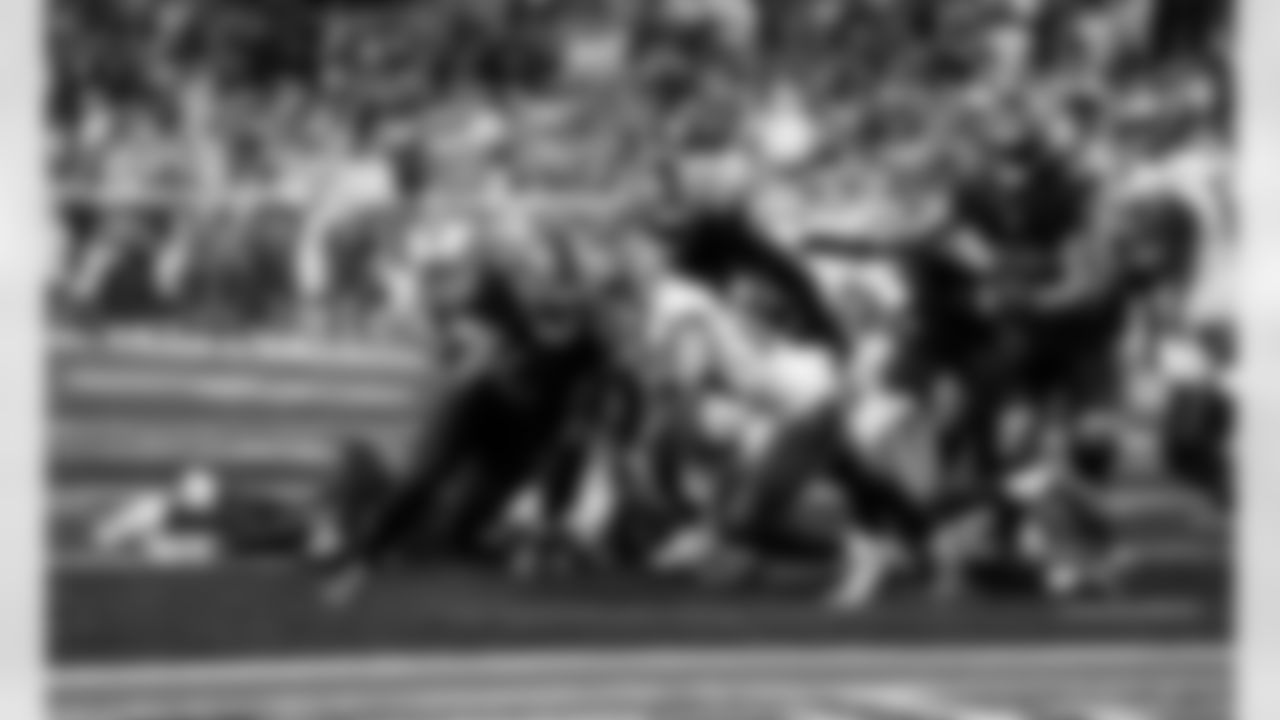 Detroit Lions running back Jahmyr Gibbs (0) scores a touchdown during an NFL football game against the Tampa Bay Buccaneers on Monday, Oct. 20, 2025 in Detroit. (Jeff Nguyen/Detroit Lions via AP)