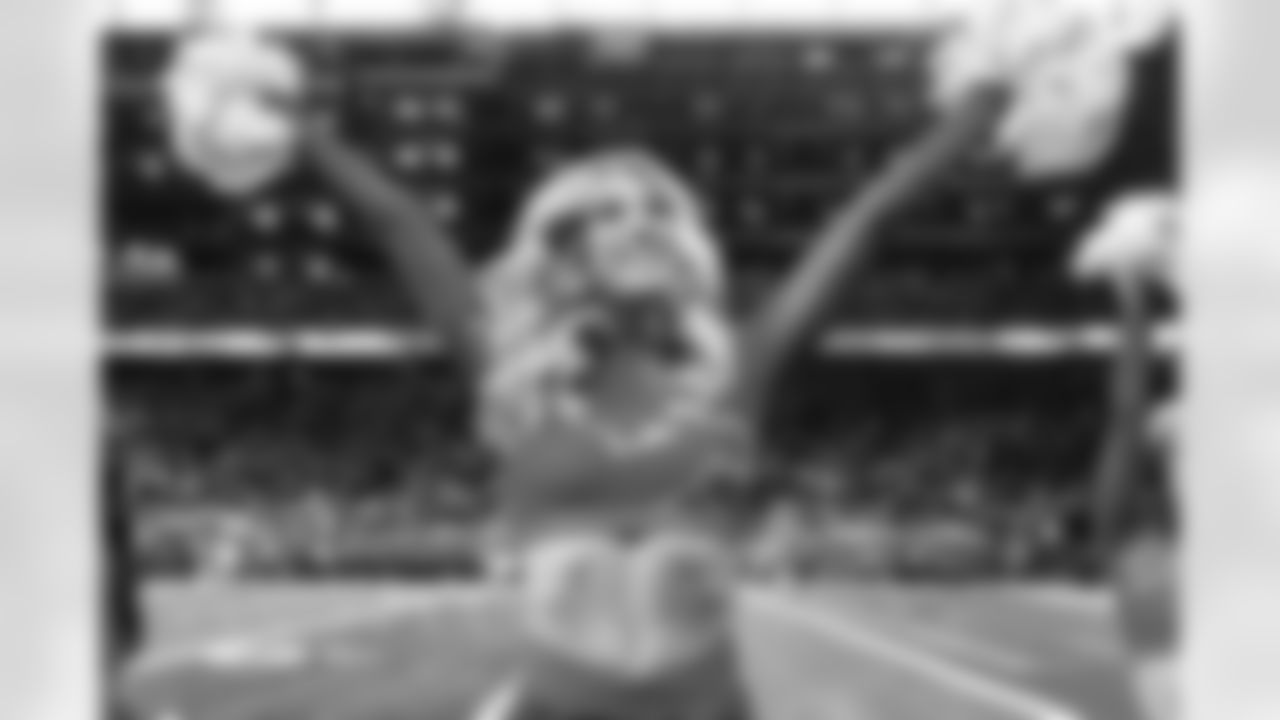 A Detroit Lions Cheerleader performs during an NFL football game against the Minnesota Vikings on Sunday, Nov. 2, 2025 in Detroit. (Mike Ferdinande/Detroit Lions)