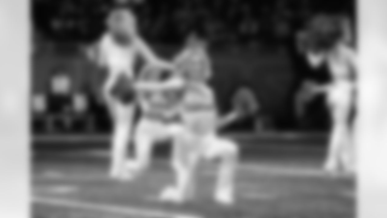 Detroit Lions Cheerleaders perform before an NFL football game against the Pittsburgh Steelers on Sunday, Dec. 21, 2025 in Detroit. (Mike Ferdinande/Detroit Lions)