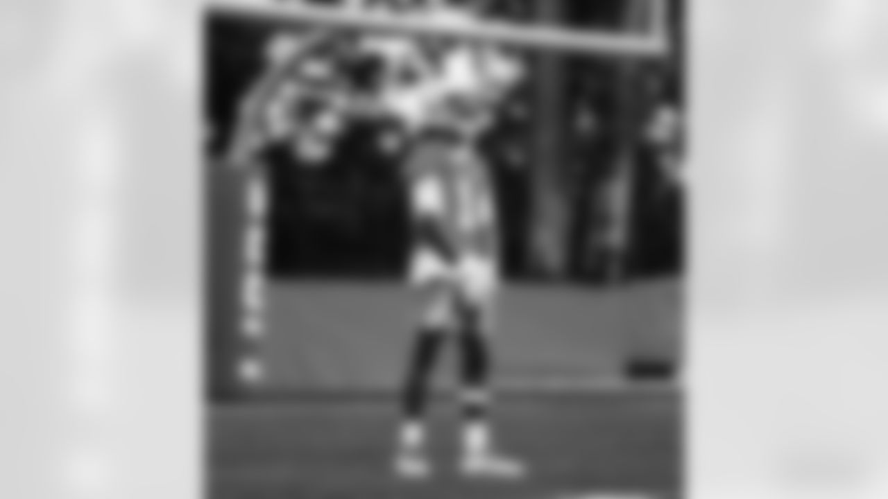 Detroit Lions wide receiver Jameson Williams (1) during OTAs at the Meijer Performance Center on June 4, 2025 in Allen Park, Mich. (Jeff Nguyen/Detroit Lions)