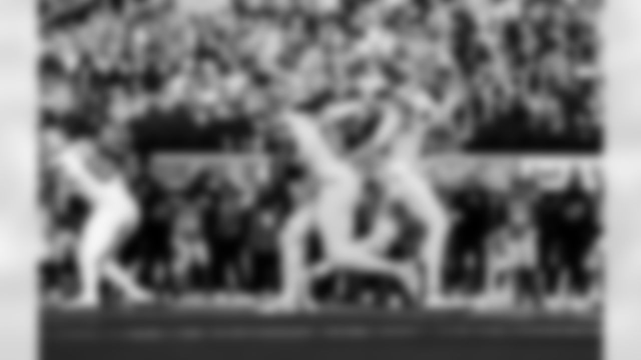 Detroit Lions running back Jahmyr Gibbs (0) and Detroit Lions quarterback Jared Goff (16) during an NFL football game against the Los Angeles Rams on Sunday, Dec. 14, 2025 in Inglewood, Calif. (Jeff Nguyen/Detroit Lions via AP)
