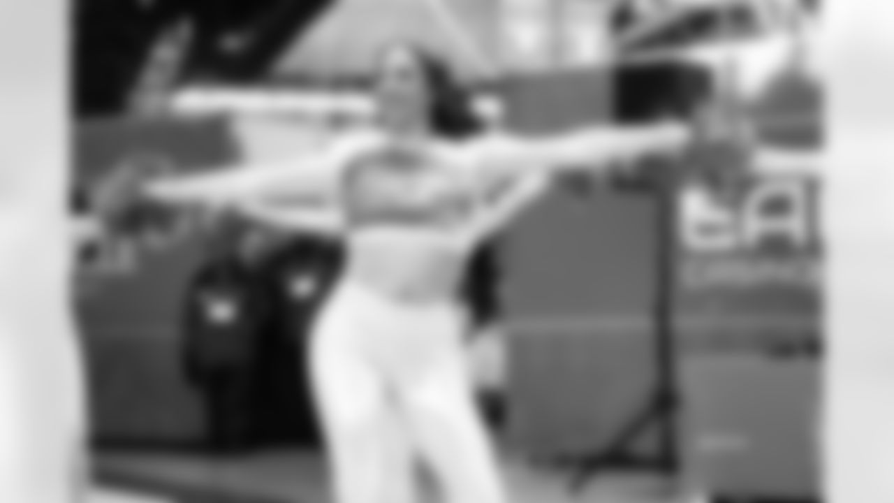 Detroit Lions Cheerleaders perform before an NFL football game against the Pittsburgh Steelers on Sunday, Dec. 21, 2025 in Detroit. (Mike Ferdinande/Detroit Lions)