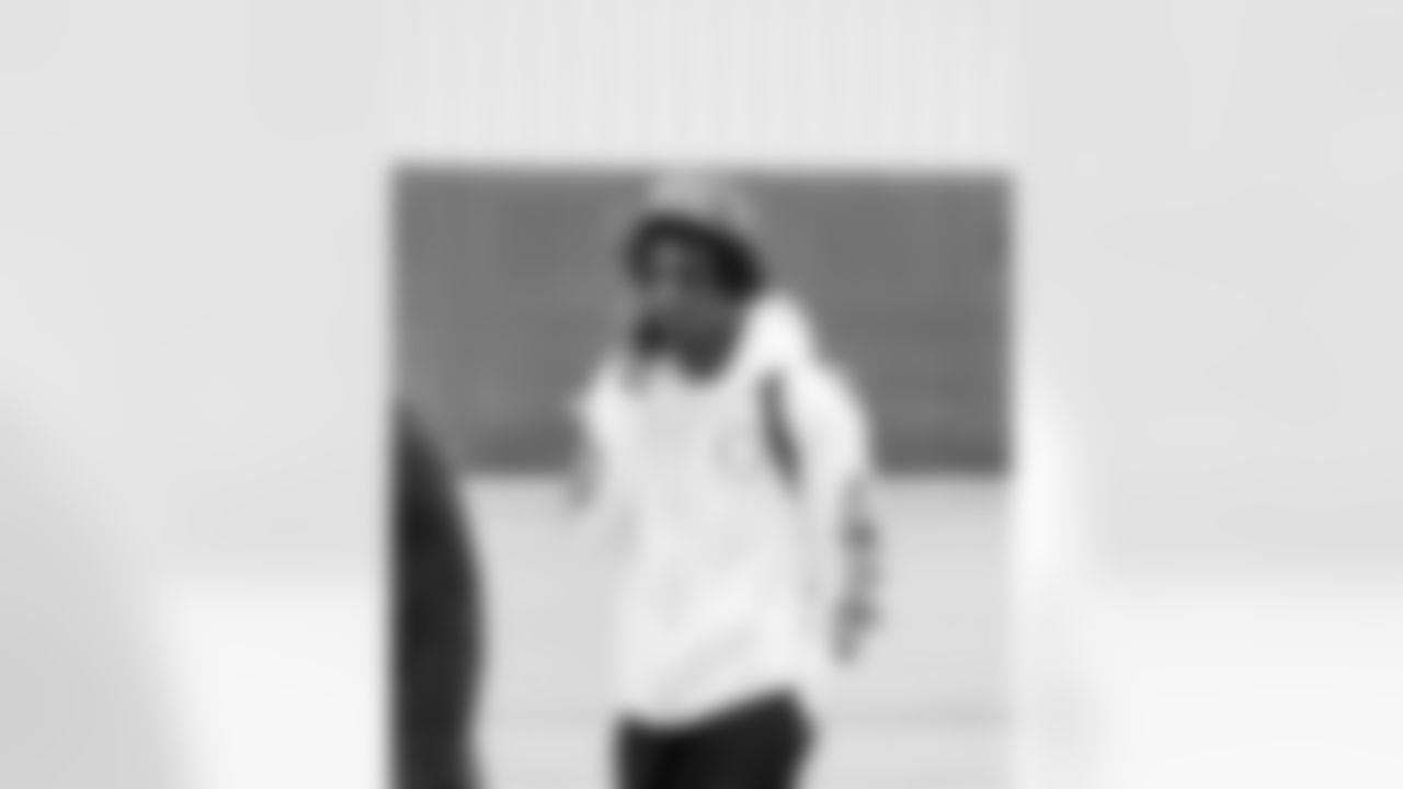 Detroit Lions wide receiver Jameson Williams (1) travels to Washington, D.C. on Nov. 8, 2025. (Jeff Nguyen/Detroit Lions via AP)