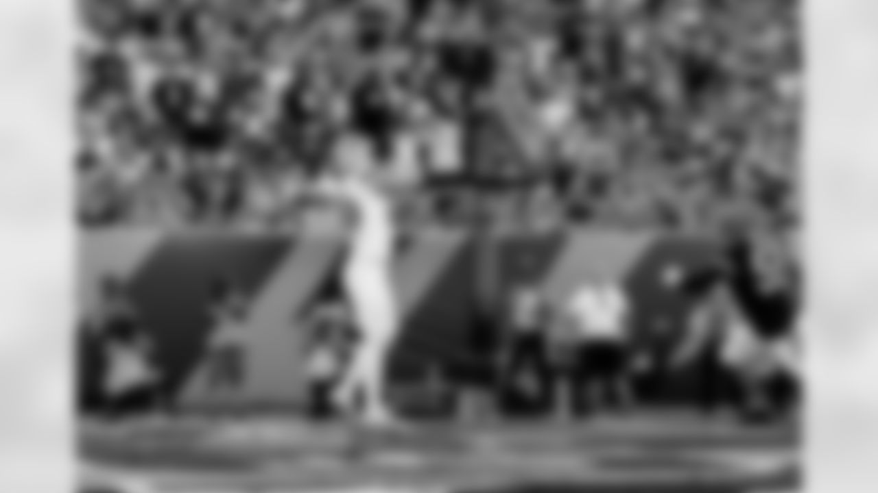 Detroit Lions tight end Brock Wright (89) scores a touchdown during an NFL football game against the Cincinnati Bengals on Sunday, Oct. 5, 2025 in Cincinnati. (Jeff Nguyen/Detroit Lions via AP)
