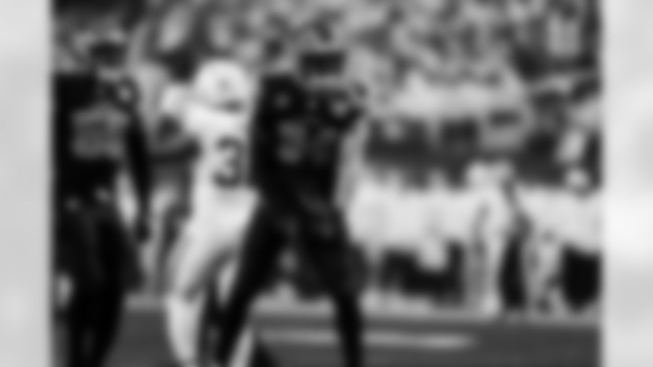 Detroit Lions linebacker Alex Anzalone (34) celebrates after a sack during an NFL football game against the Minnesota Vikings on Thursday, Dec. 25, 2025 in Minneapolis. (Jeff Nguyen/Detroit Lions via AP)