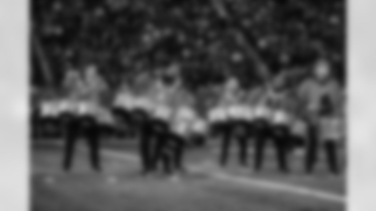 Halftime drum battle between Detroit Lions Honolulu Boom and Detroit Lions Cheerleaders vs. Minnesota Vikings Skol Line and Minnesota Vikings Cheerleaders during an NFL football game against the Minnesota Vikings on Sunday, Nov. 2, 2025 in Detroit. (Mike Ferdinande/Detroit Lions)