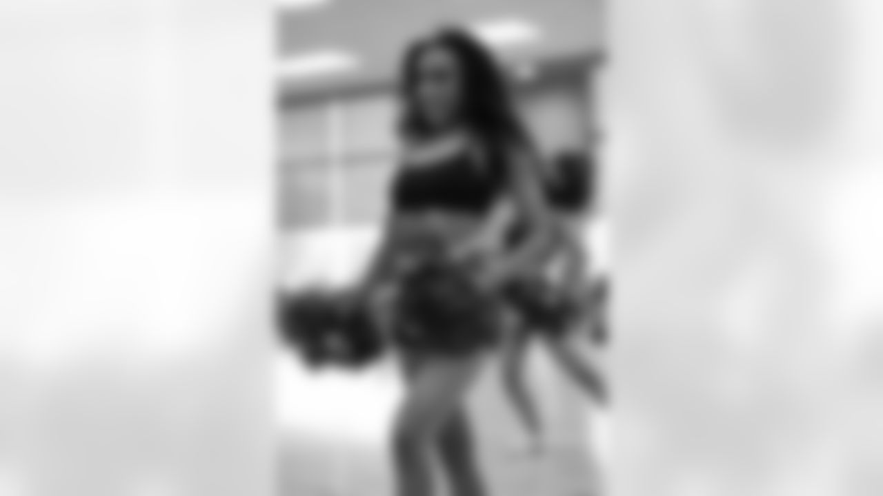 A contestant performs during the Detroit Lions Cheerleaders final look auditions at Lifetime Fitness on May 12, 2025 in Bloomfield Hills, Mich. (Mike Ferdinande/Detroit Lions)