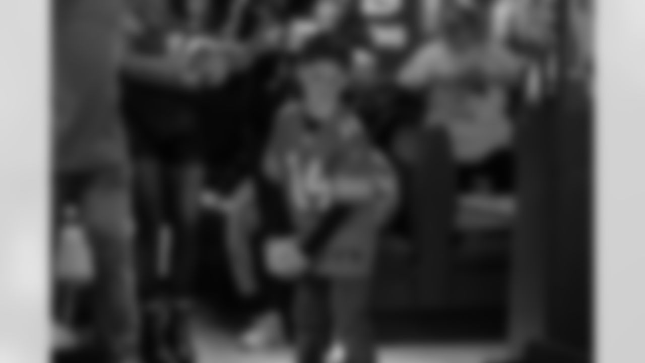 Guests during a Strike for Literacy event at Five Iron Golf on Nov. 3, 2025 in Detroit.(Carl Jones II/Detroit Lions)