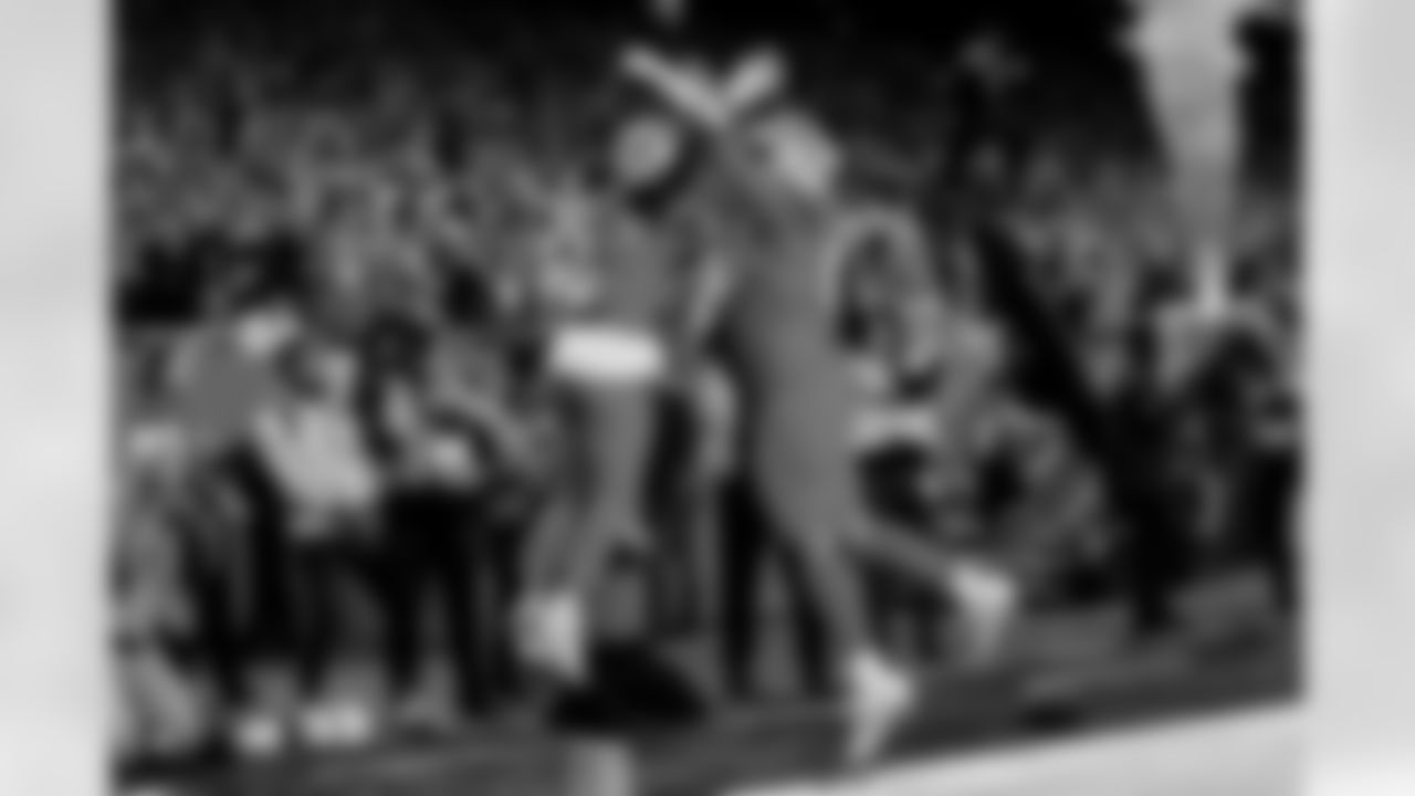 Detroit Lions running back Jahmyr Gibbs (0) celebrates with Detroit Lions tackle Penei Sewell (58) during an NFL football game against the Cleveland Browns on Sunday, Sept. 28, 2025 in Detroit. (Jeff Nguyen/Detroit Lions via AP)