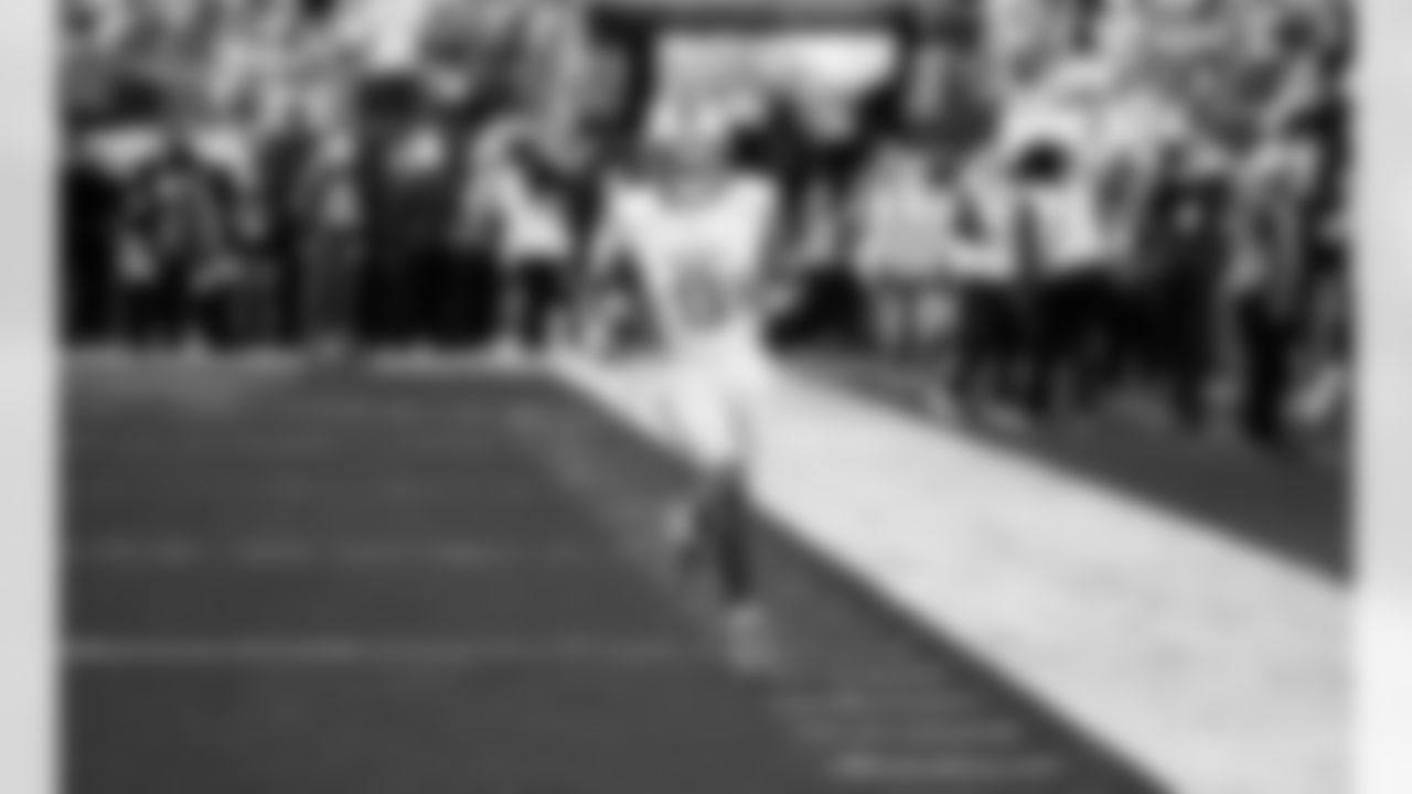 Detroit Lions running back Jahmyr Gibbs (0) before an NFL football game against the Washington Commanders on Sunday, Nov. 9, 2025 in Landover, Md. (Jeff Nguyen/Detroit Lions via AP)