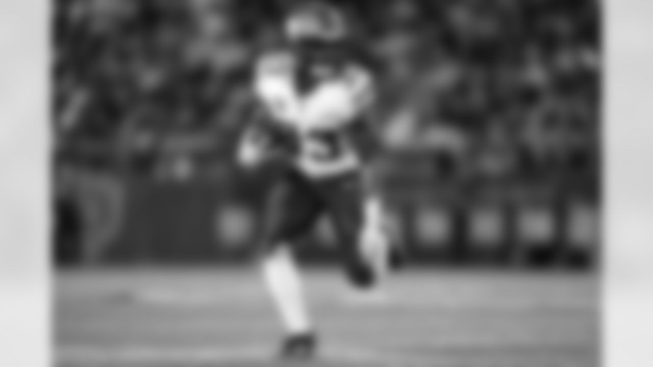 RB Aaron Jones Sr.
Backed up by Jordan Mason, Ty Chandler and Zavier Scott
(AP Photo/Perry Knotts)