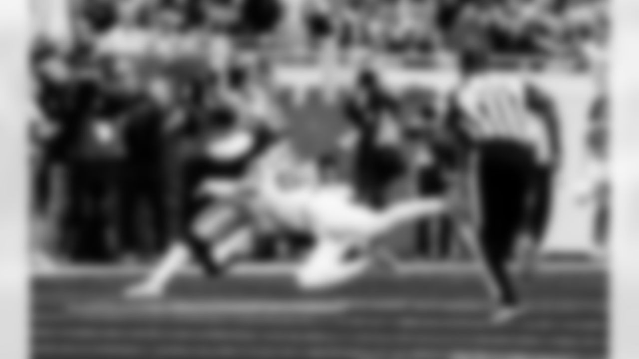 Detroit Lions edge rusher Aidan Hutchinson (97) during an NFL football game against the Dallas Cowboys on Thursday, Dec. 4, 2025 in Detroit. (Jeff Nguyen/Detroit Lions via AP)