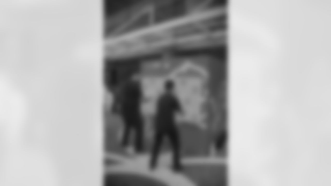 Fans attend a Thanksgiving game watch party on Thursday, Nov. 27, 2025 in São Paulo, Brasil. (Gabriel Alacette/Detroit Lions via AP)