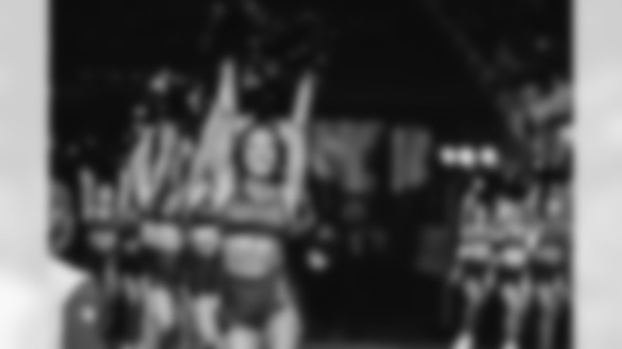 Detroit Lions Cheerleaders before an NFL football game against the New York Giants on Sunday, Nov. 23, 2025 in Detroit. (Stephanie VanWagoner/Detroit Lions)