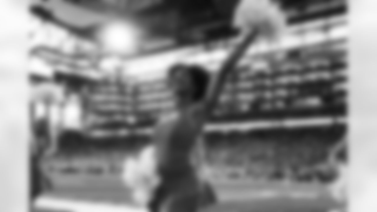 A Detroit Lions Cheerleader performs during an NFL football game against the Green Bay Packers on Thursday, Nov. 27, 2025 in Detroit. (Mike Ferdinande/Detroit Lions)