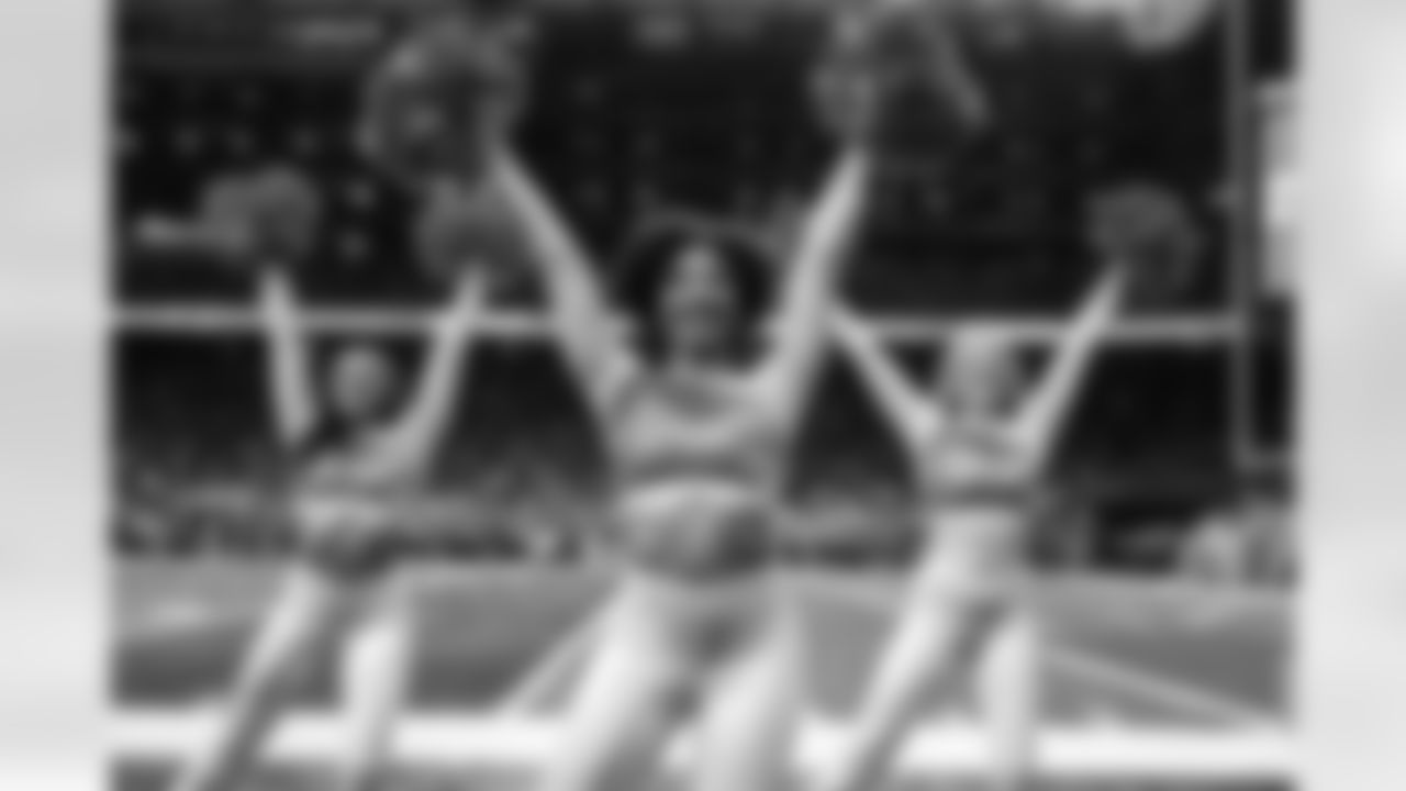 Detroit Lions Cheerleaders perform during an NFL football game against the Pittsburgh Steelers on Sunday, Dec. 21, 2025 in Detroit. (Mike Ferdinande/Detroit Lions)