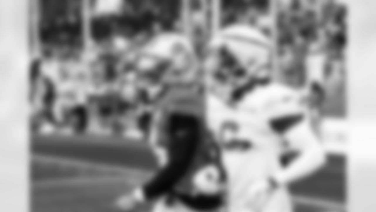 Detroit Lions wide receiver Amon-Ra St. Brown (14) and Detroit Lions cornerback Terrion Arnold (6) during training camp at the Meijer Performance Center on July 26, 2025 in Allen Park, Mich. (Jeff Nguyen/Detroit Lions)
