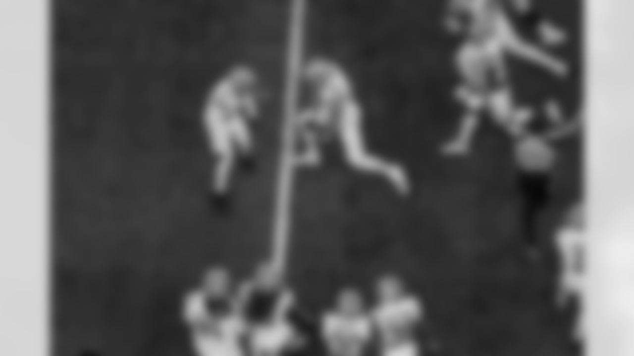 Detroit Lions cornerback Amik Robertson (21) and Detroit Lions linebacker Jack Campbell (46) celebrate during an NFL football game against the Dallas Cowboys on Thursday, Dec. 4, 2025 in Detroit. (Stephanie VanWagoner/Detroit Lions)