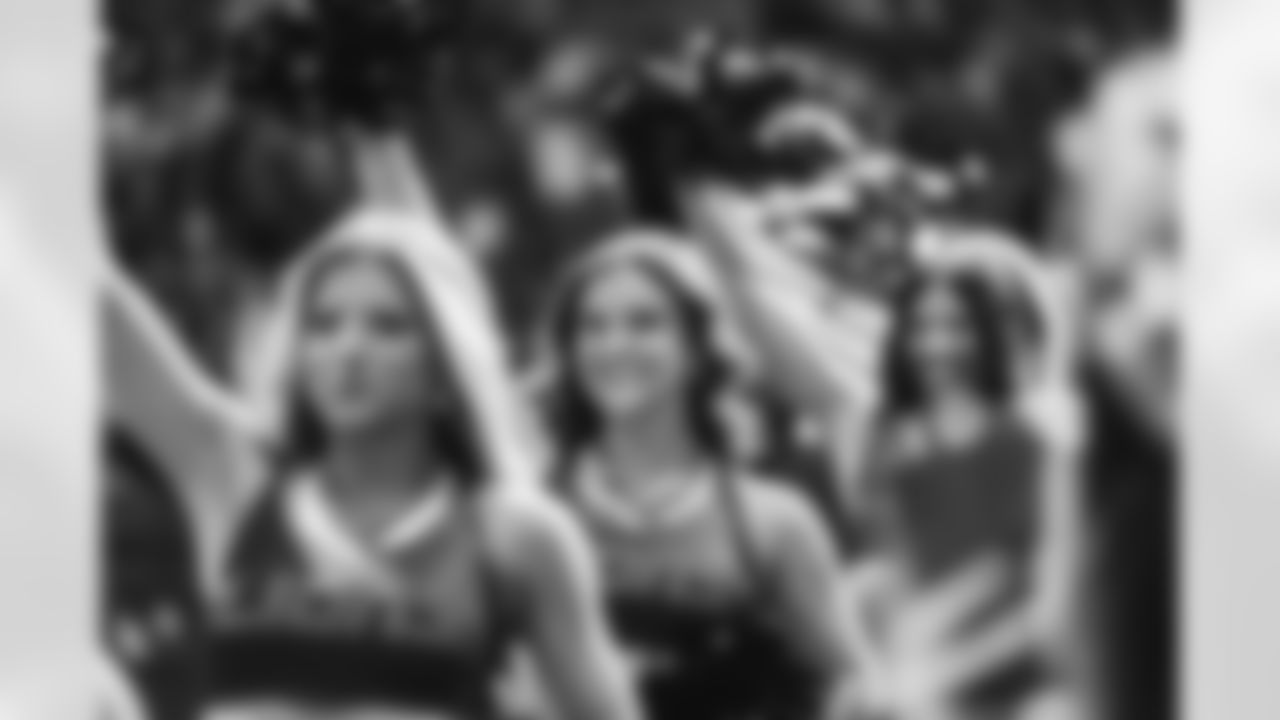 Detroit Lions Cheerleaders before an NFL football game against the New York Giants on Sunday, Nov. 23, 2025 in Detroit. (Stephanie VanWagoner/Detroit Lions)