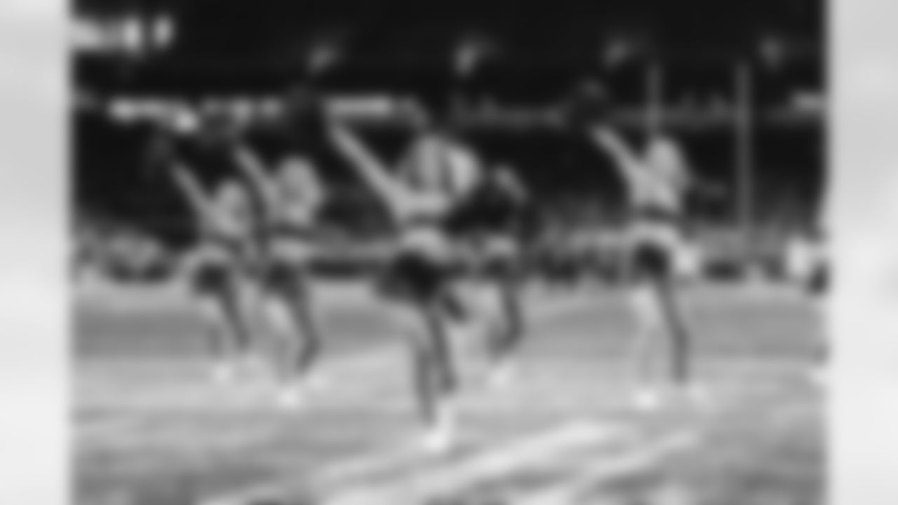 Detroit Lions Cheerleaders during an NFL football game against the New York Giants on Sunday, Nov. 23, 2025 in Detroit. (Stephanie VanWagoner/Detroit Lions)