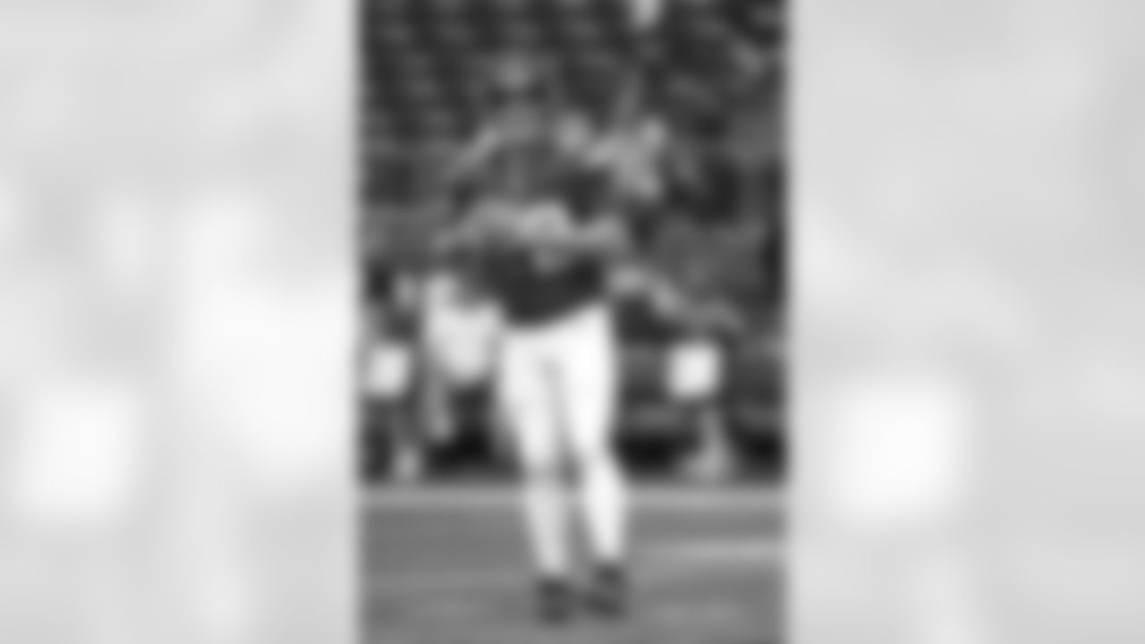 LS Andrew DePaola

(AP Photo/Craig Lassig)