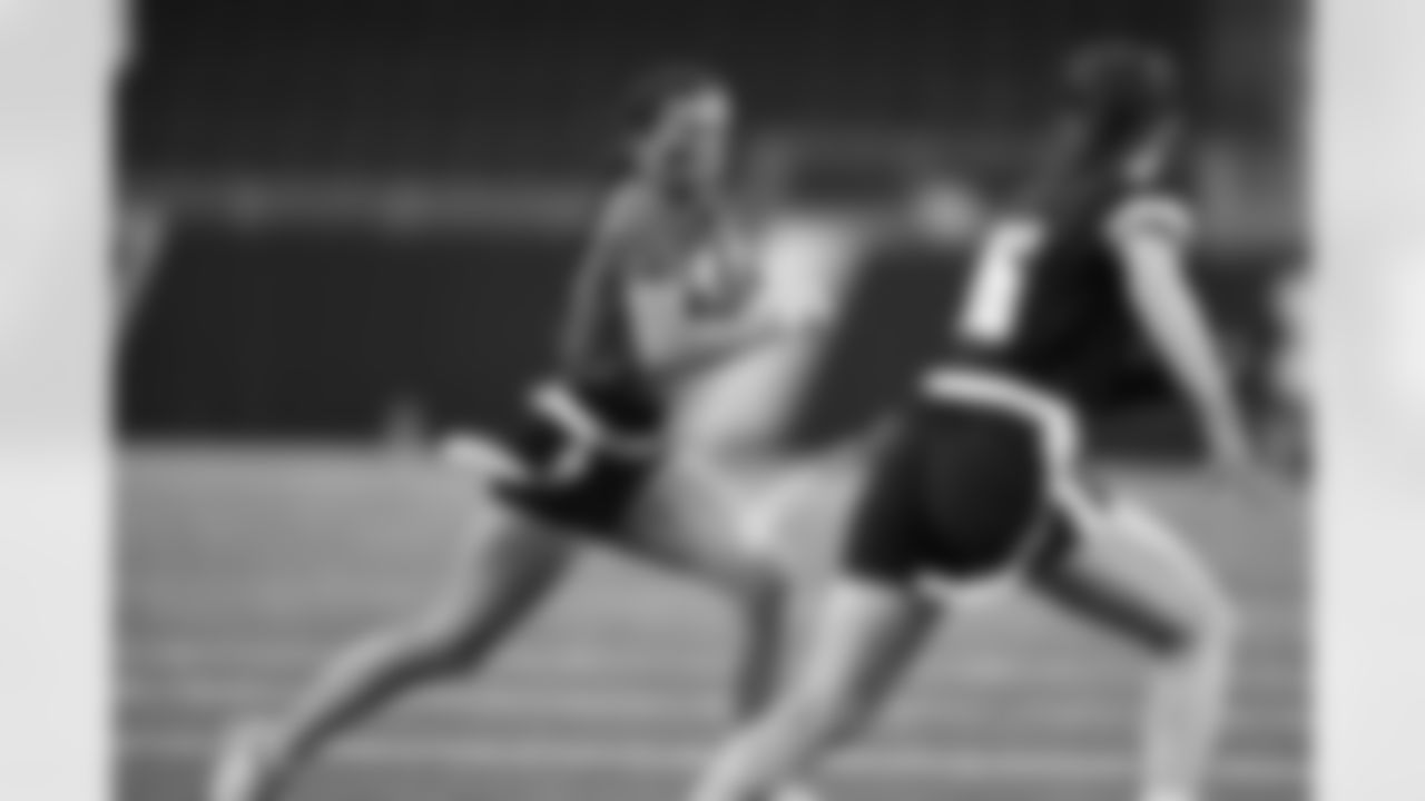 Clawson (#2) v Gibraltar Carlson (#7) during the Michigan Girls High School Flag Football state championship at Ford Field on June 1, 2025 in Detroit. (Carl Jones II/Detroit Lions)