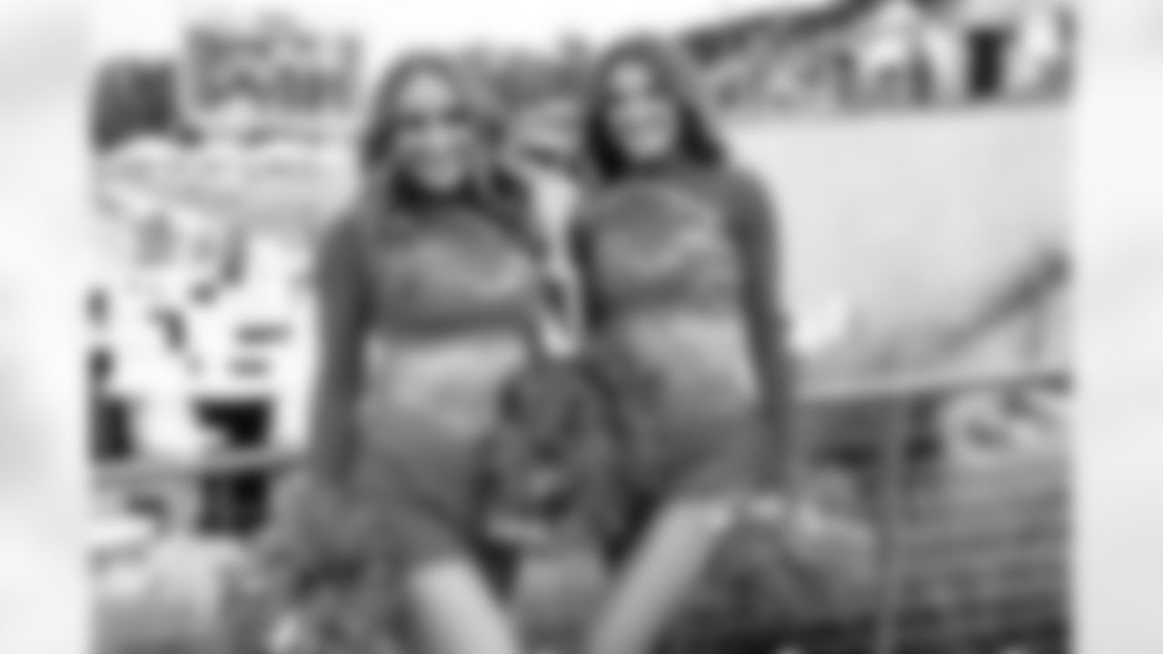 Detroit Lions Cheerleaders take a photo before The Hall of Fame Game at Tom Benson Hall of Fame Stadium on July 31, 2025 in Canton, Ohio. (Mike Ferdinande/Detroit Lions)