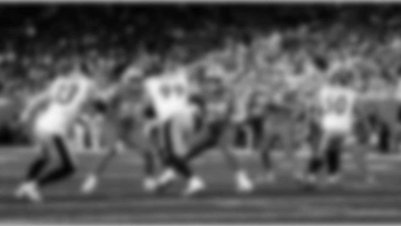 Detroit Lions tackle Penei Sewell (58), Detroit Lions offensive lineman Tate Ratledge (69), and Detroit Lions quarterback Jared Goff (16) during an NFL football game against the Pittsburgh Steelers on Sunday, Dec. 21, 2025 in Detroit. (Jeff Nguyen/Detroit Lions via AP)