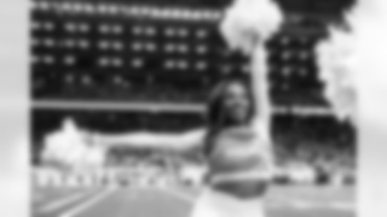 Detroit Lions Cheerleaders perform during an NFL football game against the Dallas Cowboys on Thursday, Dec. 4, 2025 in Detroit. (Mike Ferdinande/Detroit Lions)