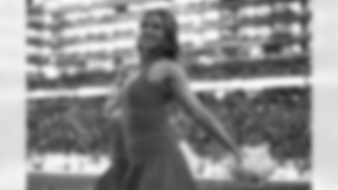 A Detroit Lions Cheerleader performs during an NFL football game against the Green Bay Packers on Thursday, Nov. 27, 2025 in Detroit. (Mike Ferdinande/Detroit Lions)