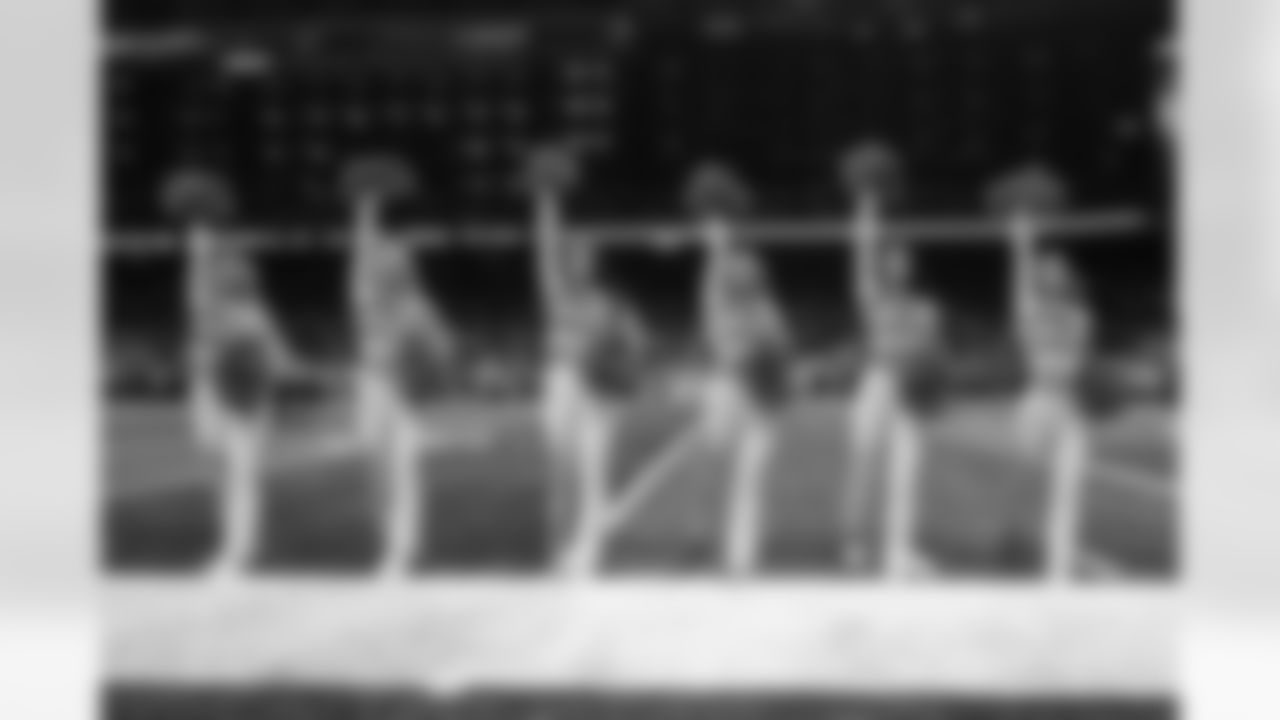 Detroit Lions Cheerleaders perform during an NFL football game against the Pittsburgh Steelers on Sunday, Dec. 21, 2025 in Detroit. (Mike Ferdinande/Detroit Lions)