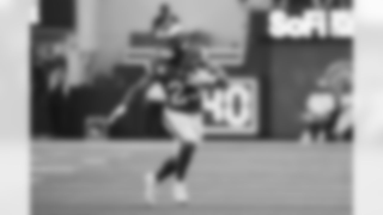 RB Kyren Williams
Backed up by Blake Corum, Jarquez Hunter and Ronnie Rivers
(AP Photo/Kevin Terrell)