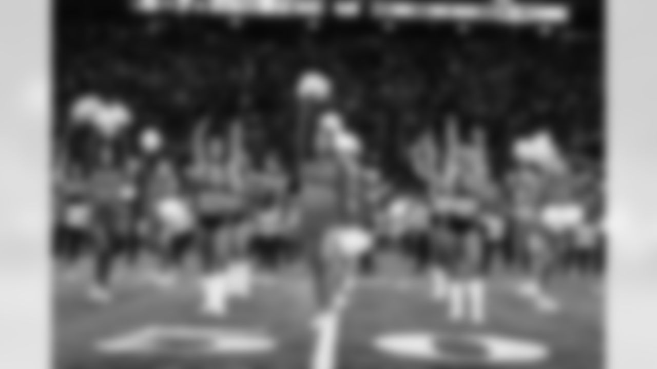 Halftime drum battle between Detroit Lions Honolulu Boom and Detroit Lions Cheerleaders vs. Minnesota Vikings Skol Line and Minnesota Vikings Cheerleaders during an NFL football game against the Minnesota Vikings on Sunday, Nov. 2, 2025 in Detroit. (Mike Ferdinande/Detroit Lions)