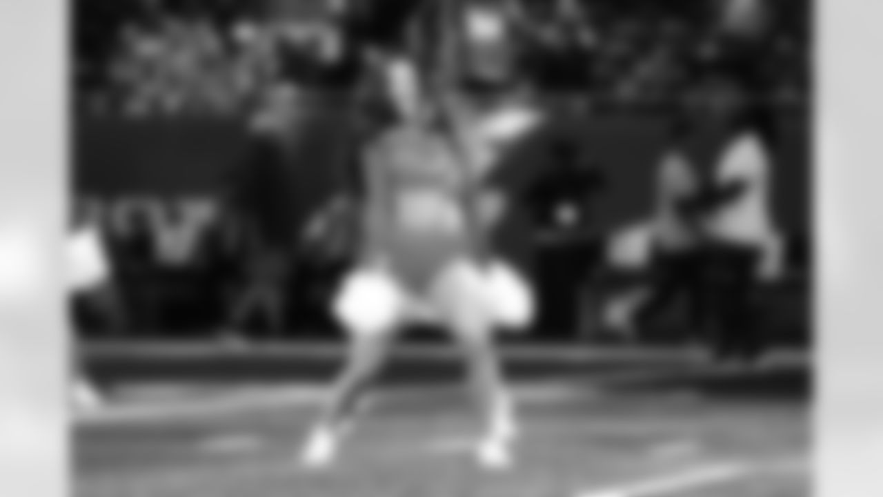 Detroit Lions Cheerleaders perform before an NFL football game against the Miami Dolphins on Saturday, Aug. 16, 2025 in Detroit. (Mike Ferdinande/Detroit Lions)