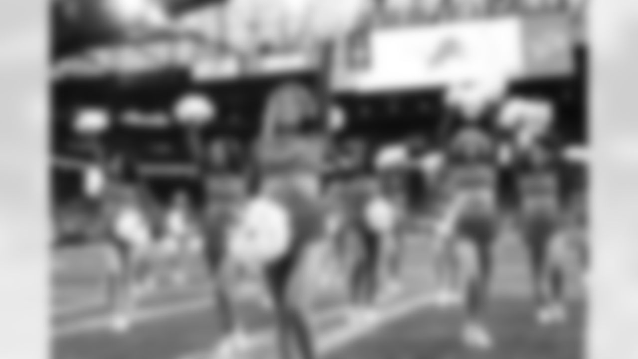 Detroit Lions Cheerleaders perform during an NFL football game against the Minnesota Vikings on Sunday, Nov. 2, 2025 in Detroit. (Mike Ferdinande/Detroit Lions)