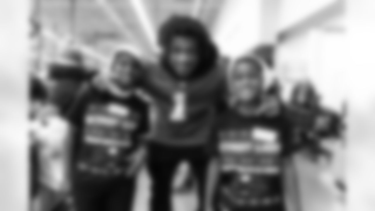 Detroit Lions wide receiver Jameson Williams (1) during Shop with a Lion at Meijer on Dec. 8, 2025 in Detroit. (Stephanie VanWagoner/Detroit Lions)