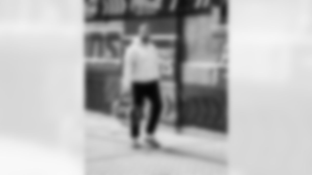 Detroit Lions long snapper Hogan Hatten (49) arrives to an NFL football game against the Green Bay Packers on Thursday, Nov. 27, 2025 in Detroit. (Jeff Nguyen/Detroit Lions via AP)