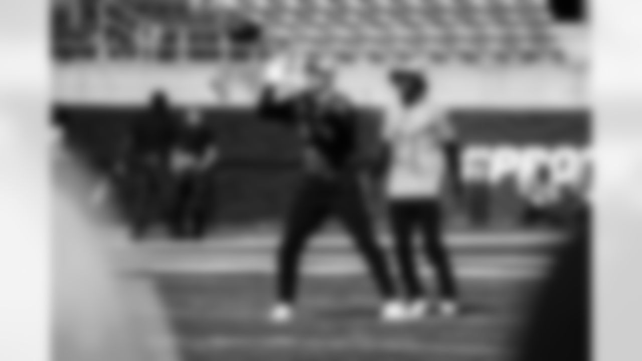 Detroit Lions tight end Sam LaPorta (87) at practice during the 2024 Pro Bowl Games in Orlando, FL on February 2, 2024. (Jeff Nguyen/Detroit Lions via AP)