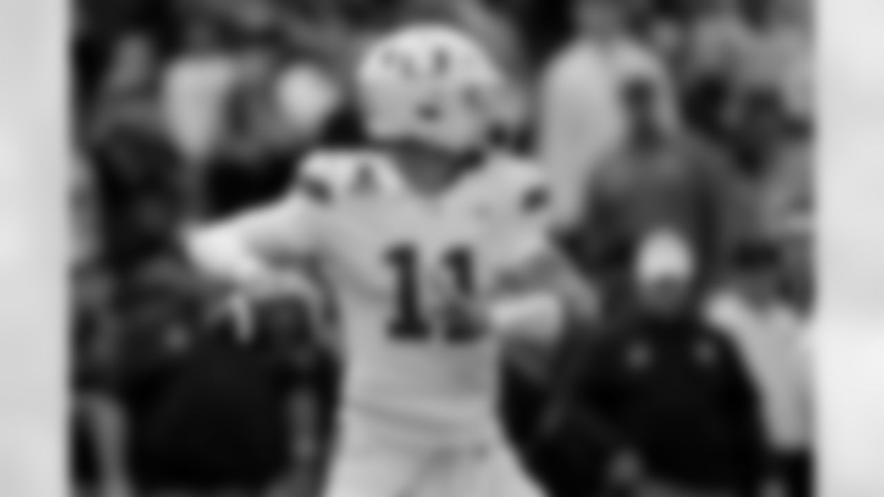 Miami QB Carson Beck (11)