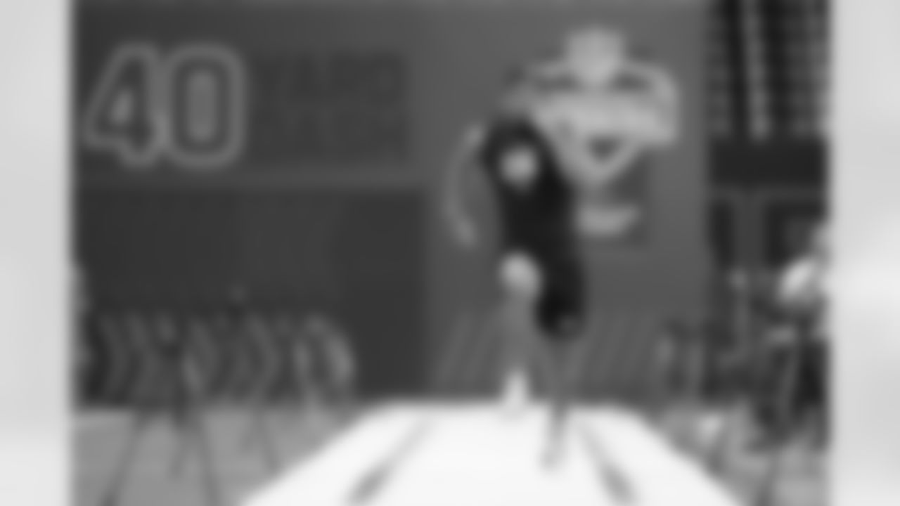 TCU linebacker Kaleb Elarms-Orr (06) runs the 40-yard dash at the NFL football scouting combine in Indianapolis, Thursday, Feb. 26, 2026. (AP Photo/Michael Conroy)