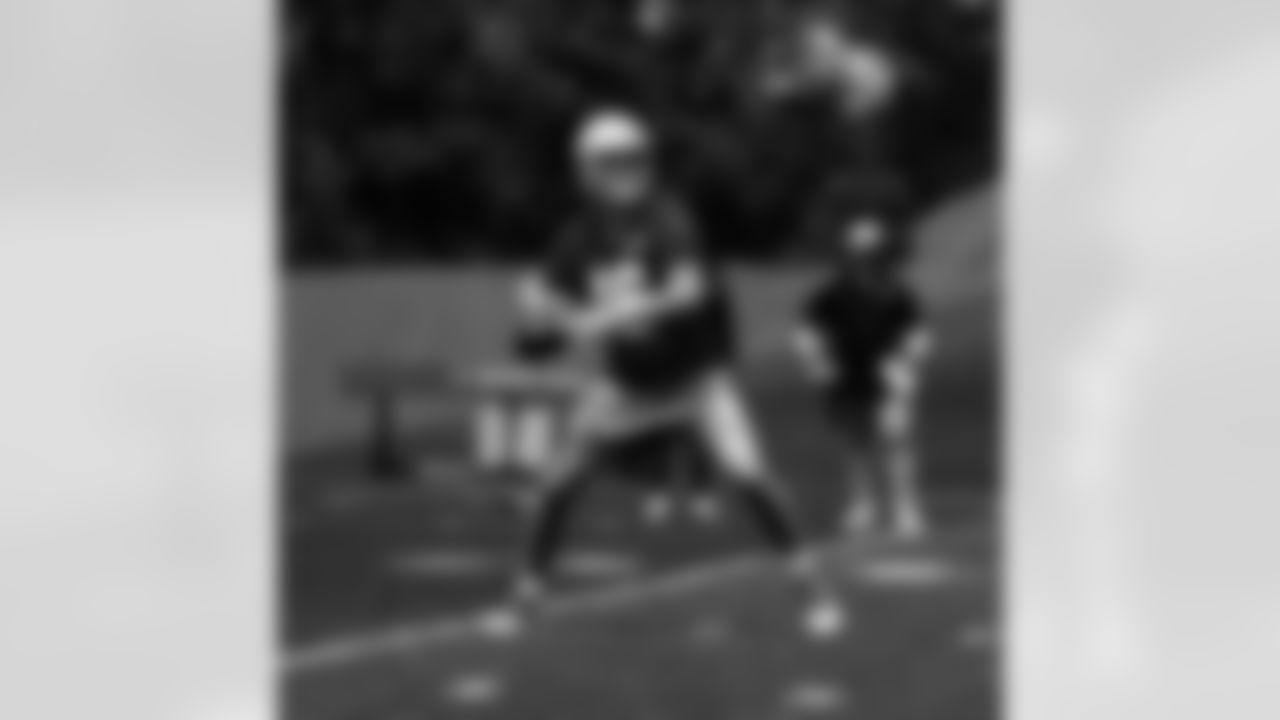 Detroit Lions quarterback Jared Goff (16) during OTAs at the Meijer Performance Center on June 4, 2025 in Allen Park, Mich. (Jeff Nguyen/Detroit Lions)