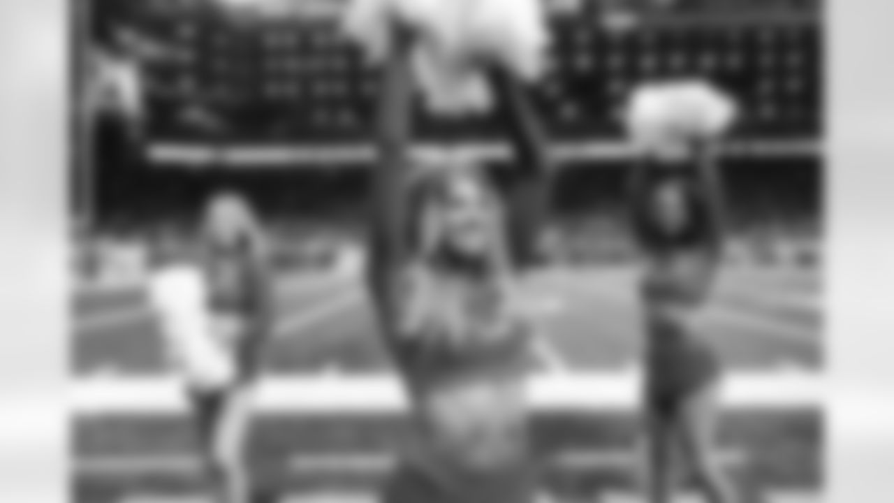 Detroit Lions Cheerleaders perform during an NFL football game against the Miami Dolphins on Saturday, Aug. 16, 2025 in Detroit. (Mike Ferdinande/Detroit Lions)