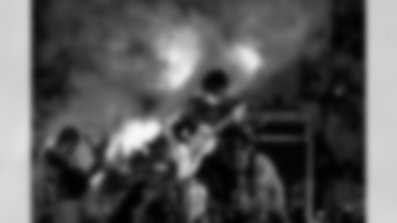 Jack White performs during the Thanksgiving Halftime Show powered by Verizon during an NFL football game against the Green Bay Packers on Thursday, Nov. 27, 2025 in Detroit. (Jeff Nguyen/Detroit Lions via AP)