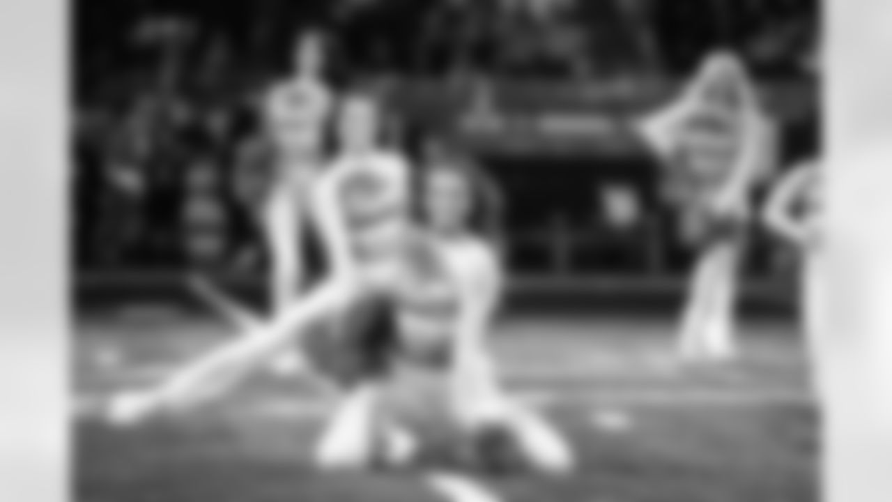 Detroit Lions Cheerleaders perform before an NFL football game against the Pittsburgh Steelers on Sunday, Dec. 21, 2025 in Detroit. (Mike Ferdinande/Detroit Lions)