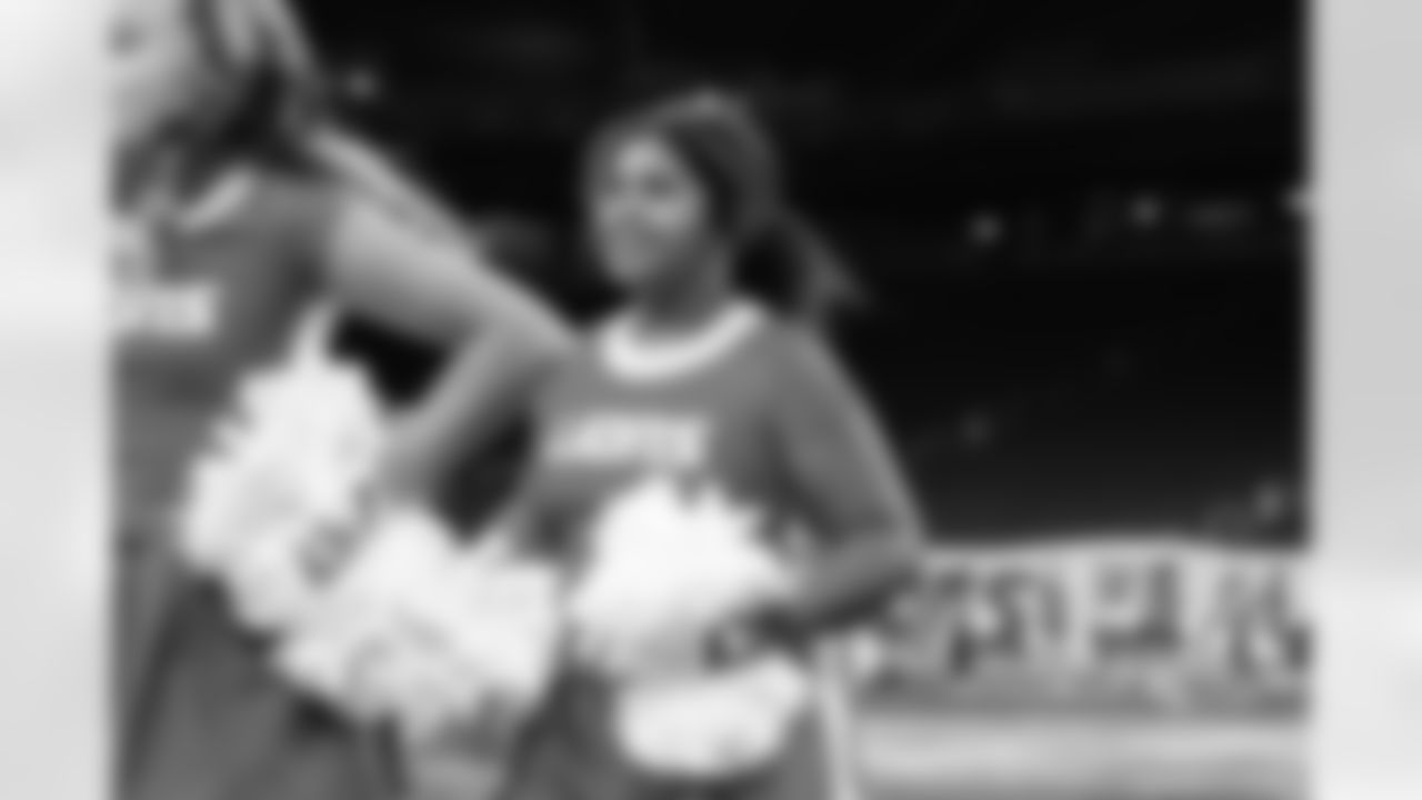Participants during the junior cheer clinic at Ford Field on Dec. 7, 2025 in Detroit. (Mike Ferdinande/Detroit Lions)