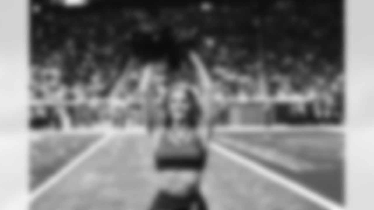 Detroit Lions Cheerleaders during an NFL football game against the New York Giants on Sunday, Nov. 23, 2025 in Detroit. (Stephanie VanWagoner/Detroit Lions)