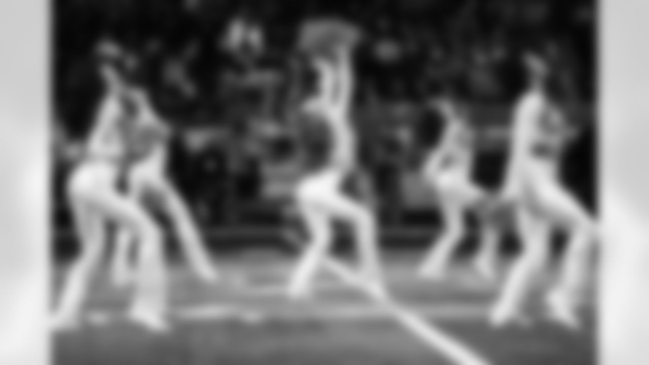 Detroit Lions Cheerleaders perform before an NFL football game against the Pittsburgh Steelers on Sunday, Dec. 21, 2025 in Detroit. (Mike Ferdinande/Detroit Lions)